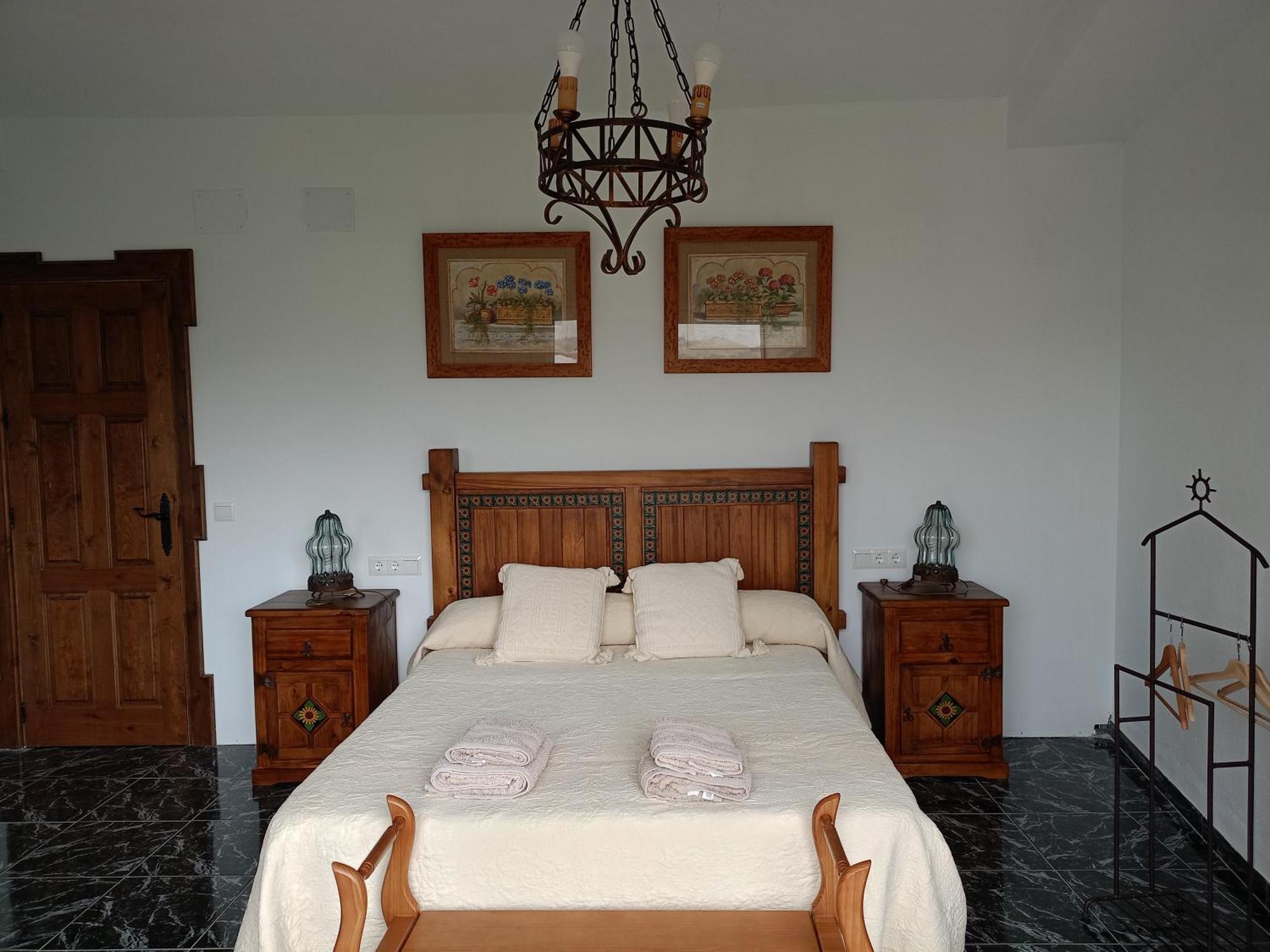 Villa Cultural Montelucia Montecorto Bilik gambar